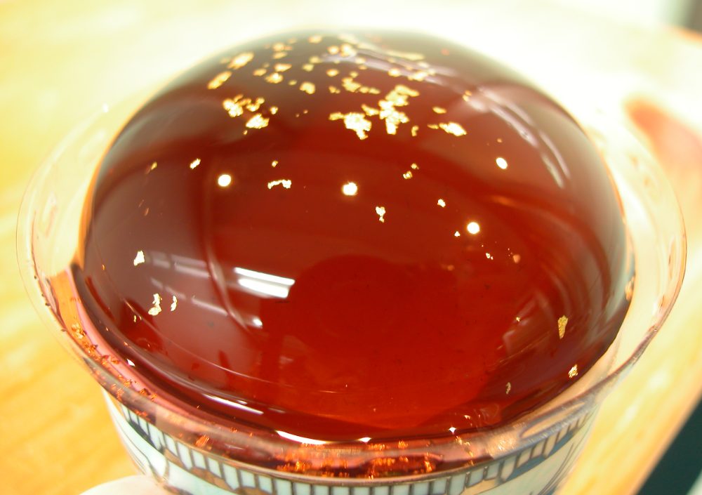 金箔茶飲